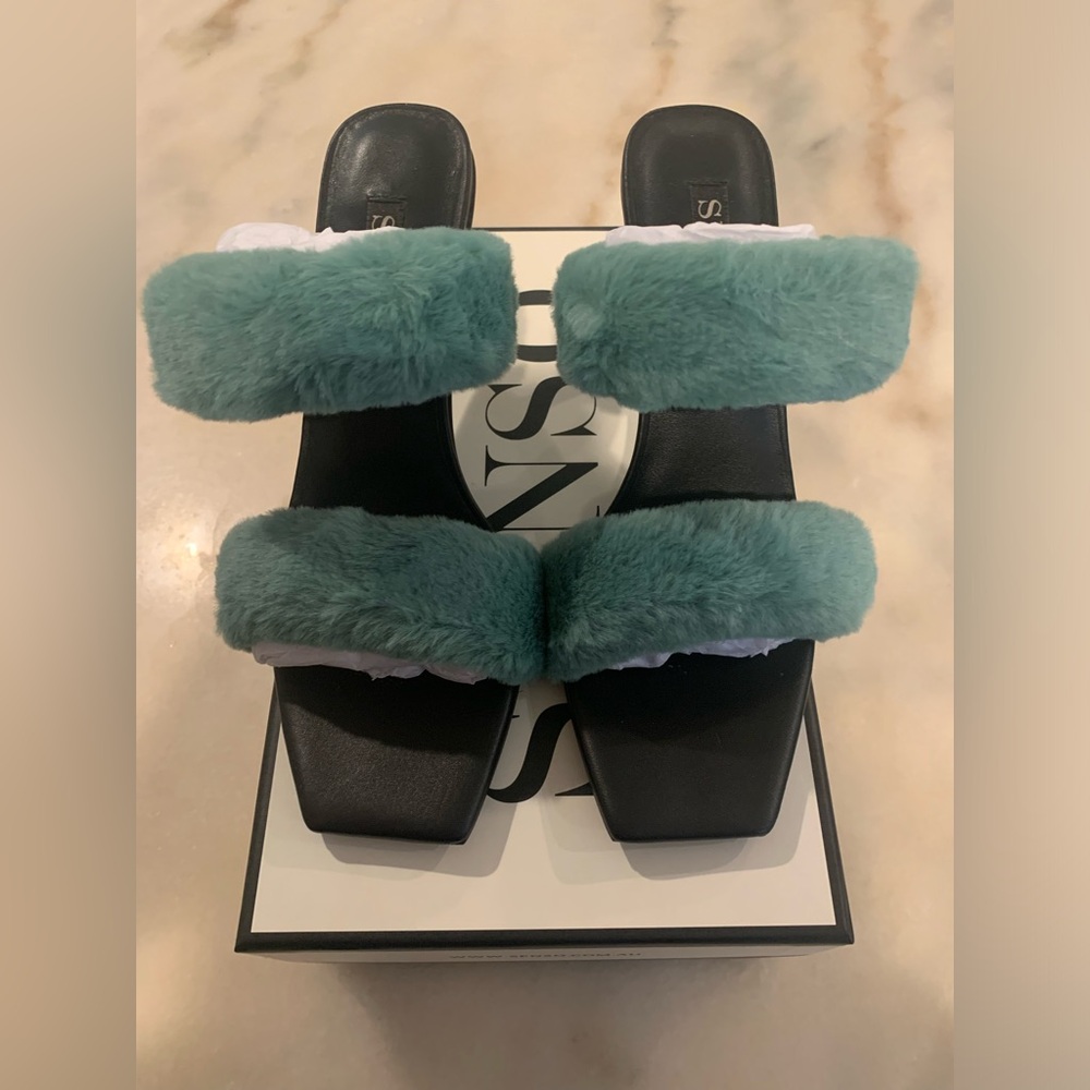 SENSO QUISHA FAUX FUR SANDAL